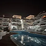 Apartment Con Piscina En Playa De Americas